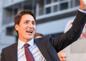 رئيس الوزراء الكندي يرحب بالمهاجرين ردا على الحظر الأميركي