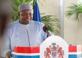 رئيس غامبيا يتعهد بضمان الشفافية المالية وحرية الصحافة في بلاده   