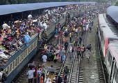 مصرع عامل في سكة الحديد بعد إنقاذه أما وابنتها في بنغلادش 