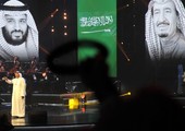 بالفيديو والصور: محمد عبده يقدم حفلا موسيقيا استثنائيا في السعودية 