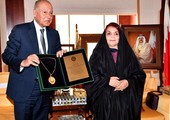 بالصور...جامعة الدول العربية تمنح قرينة العاهل قلادة المرأة العربية