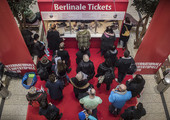 مهرجان برلين يزخر بأفلام السير والسياسة والنجوم