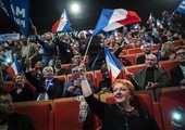 استطلاعات تشير إلى فوز لوبان في الجولة الأولى لانتخابات فرنسا لكنها ستخسر الإعادة