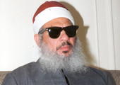 وفاة مؤسس الجماعة الإسلامية في مصر عمر عبدالرحمن بسجنه في أميركا