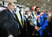 ناصر بن حمد يتوج المنامة بطلاً لكأس الملك لكرة القدم