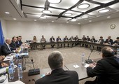 وفد الهيئة العليا للمفاوضات يعلن انتهاء محادثات جنيف السورية بـ
