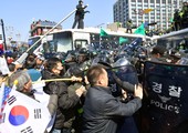 وفاة شخصين خلال احتجاجات مؤيدة لرئيسة كوريا الجنوبية
