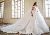بالفيديو والصور: المصمم اللبناني أنطوان القارح يطلق مجموعة فساتين زفاف حالمة