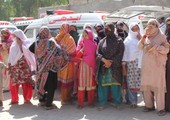باكستان: خادم ضريح صوفي يقتل عشرين زائرا بالسم