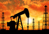 سعر النفط يتجاوز مستوى 51 دولار للبرميل لأول مرة منذ شهر
