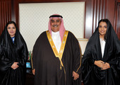 البحرين : وزير الخارجية يستقبل أعضاء من مؤسسة المبرة الخليفية