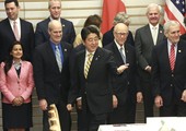 رئيس الوزراء الياباني يرسل قرباناً إلى ضريح ياسوكوني المثير للجدل