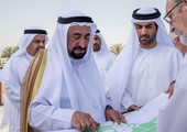 حاكم الشارقة يدشن نصب عاصمة العرب الثقافية في موقعه الجديد