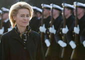 وزيرة الدفاع الألمانية تعقد اجتماع أزمة لبحث قضية ضابط الجيش المشتبه في صلته بالإرهاب