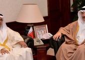 البحرين: وزير العمل يستعرض مع محافظ الشمالية مبادرات إدماج الباحثين عن عمل بالمنشآت 
