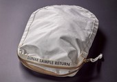 حقيبة استخدمت أثناء أول رحلة إلى القمر تعرض للبيع في مزاد 