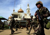 عمدة مدينة فلبينية يطالب الجيش بعدم استخدام المدفعية حفاظاً على المدنيين