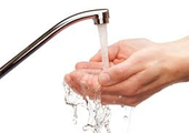 العلماء يصححون أخطاء غسل اليدين بالماء!